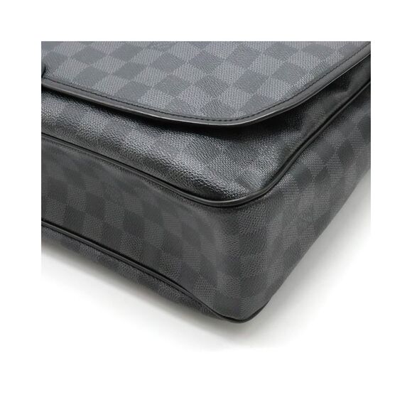 Pre Loved LuxUness Louis Vuitton Damier Graphite Messenger PM N41469 - Picture 3 of 8